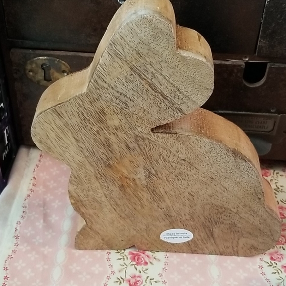 Handcarved Solid Wood Rabbit - Picture 5 of 5